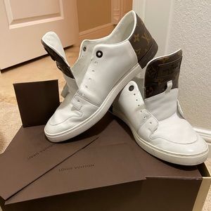 Men’s Louis Vuitton Sneakers Size 9 1/2